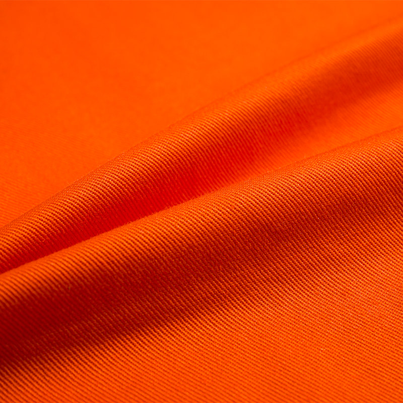 Tela de taladro de sarga de nailon y algodón suave y resistente al desgaste para ropa infantil